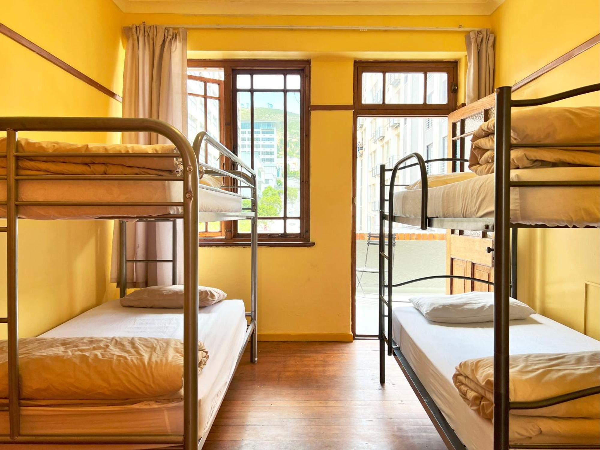Long Street Backpackers (Adults Only) Hostel Cape Town Exterior photo
