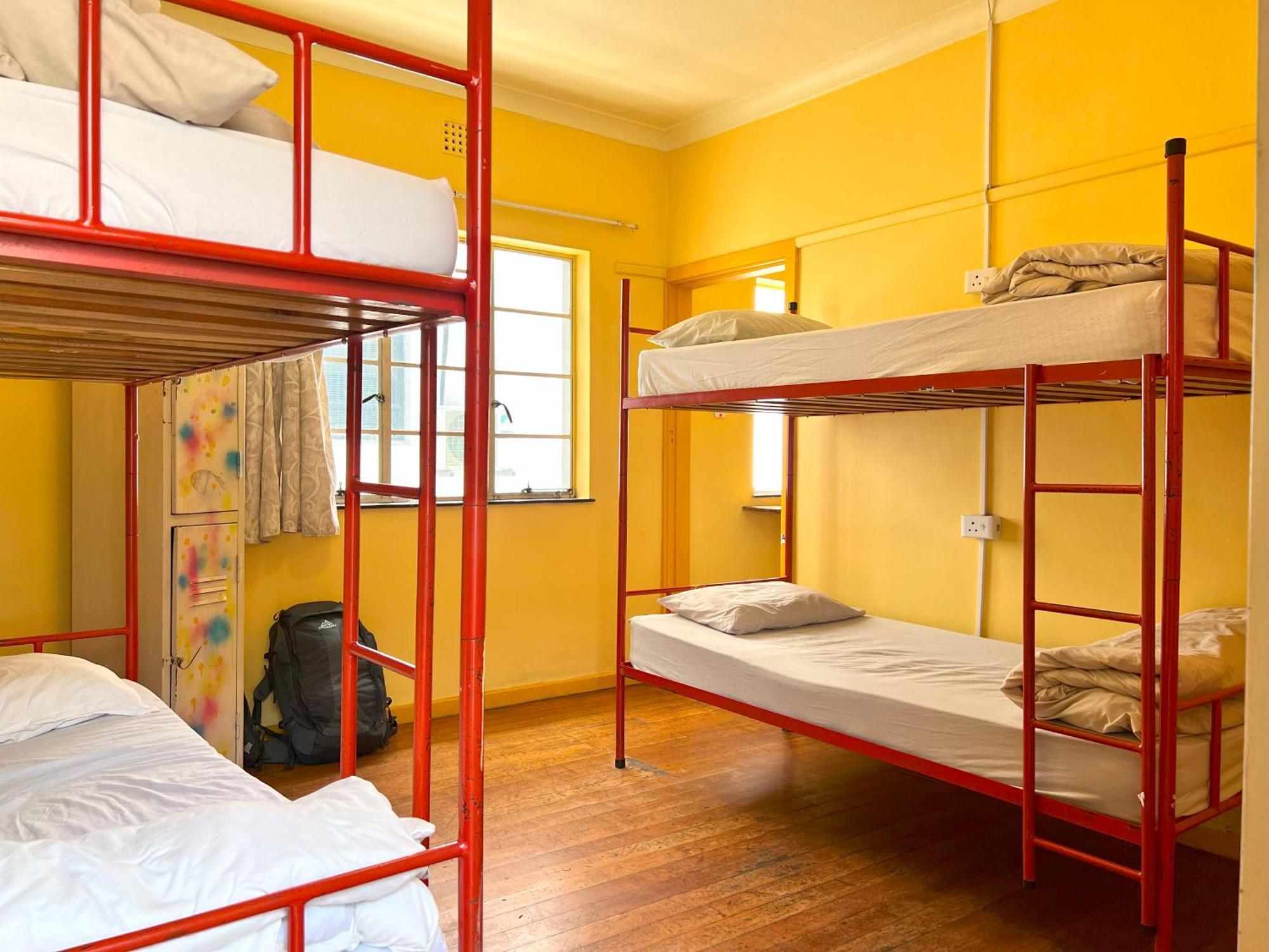 Long Street Backpackers (Adults Only) Hostel Cape Town Exterior photo